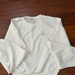 ALO Yoga Cream Long-Sleeve Top